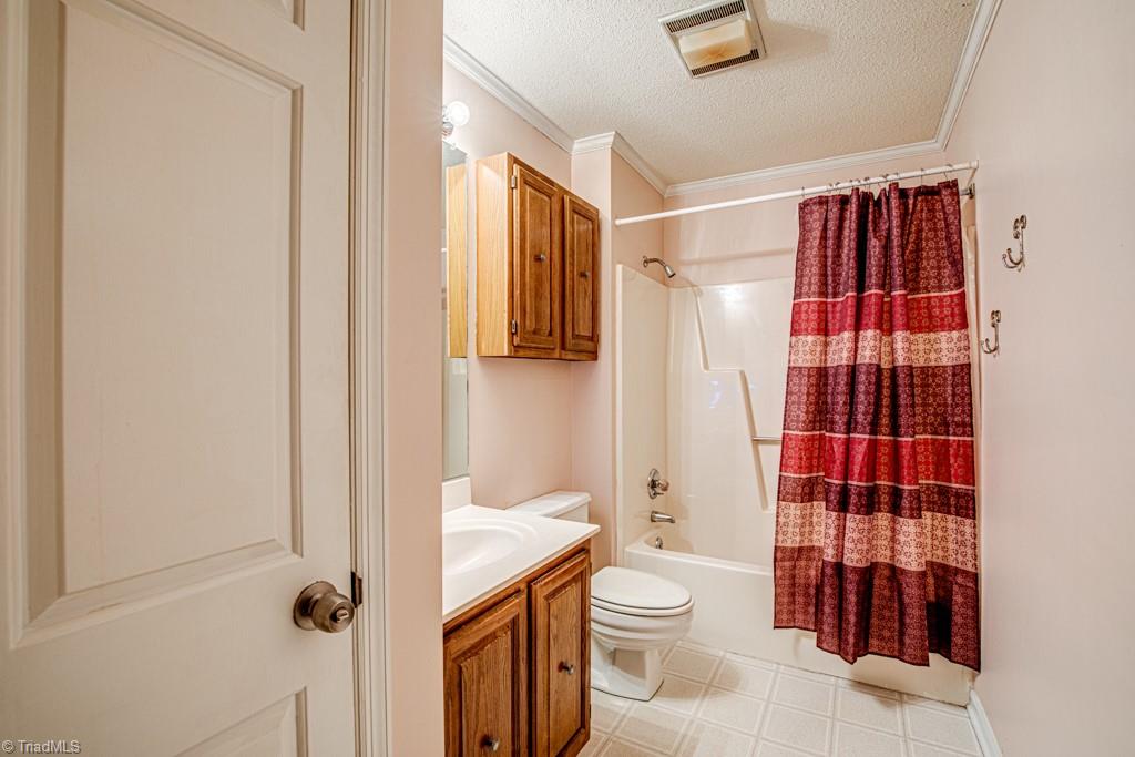 1613 Ternberry Road High Point, NC 27262 - Photo 21 of 25 Gallery Image 21