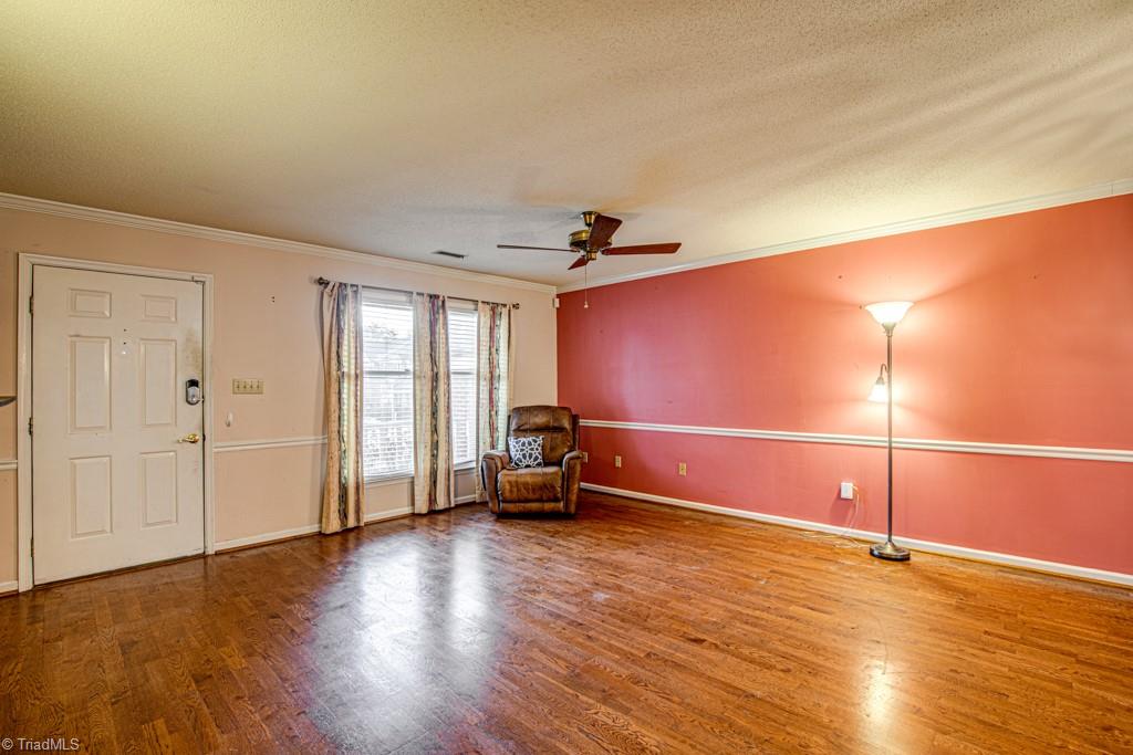1613 Ternberry Road High Point, NC 27262 - Photo 7 of 25 Gallery Image 7