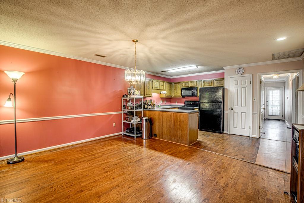 1613 Ternberry Road High Point, NC 27262 - Photo 10 of 25 Gallery Image 10