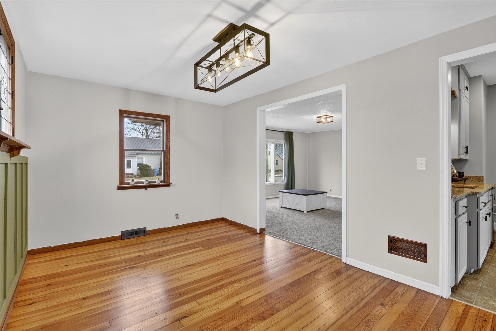 701 East 5th Avenue Brodhead, WI 53520 - Photo 13 of 51