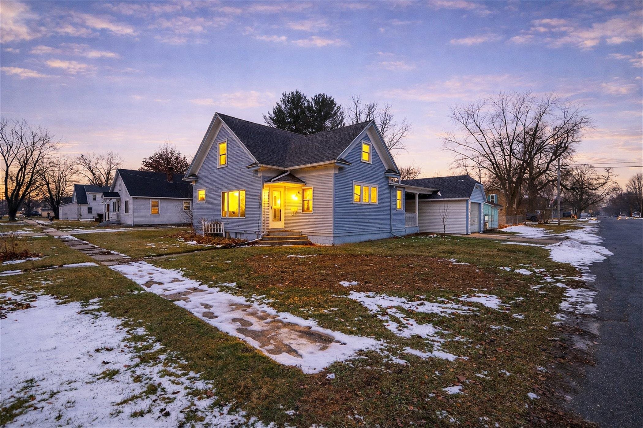 701 East 5th Avenue Brodhead, WI 53520 - Photo 2 of 51