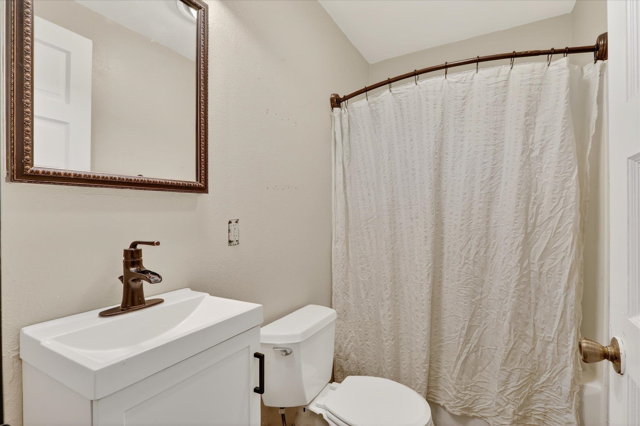 701 East 5th Avenue Brodhead, WI 53520 - Photo 23 of 51