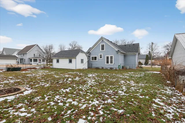 $239,900 | 701 East 5th Avenue, Brodhead, WI 53520