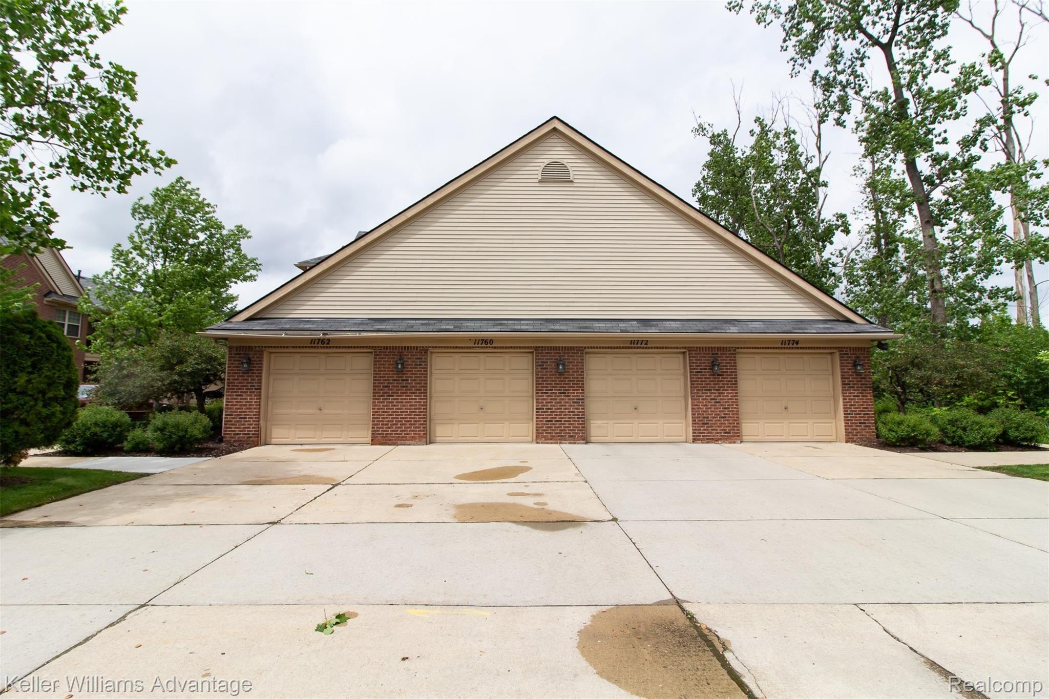 11760 Farmington Road Livonia, MI 48150 - Photo 2 of 24 FarmingtonRd_11760_Exterior_04.jpg