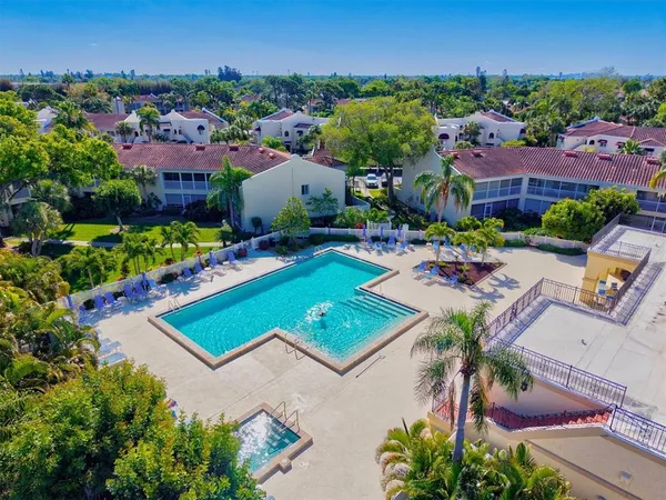 $314,900 | 6101 34th Street West, Unit 26C, Bradenton, FL 34210