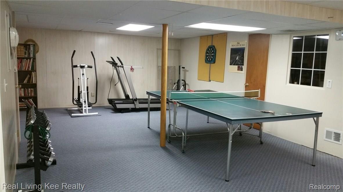 1726 Hillcrest Drive Rochester, MI 48306 - Photo 23 of 38 LL rec room view 2.jpg