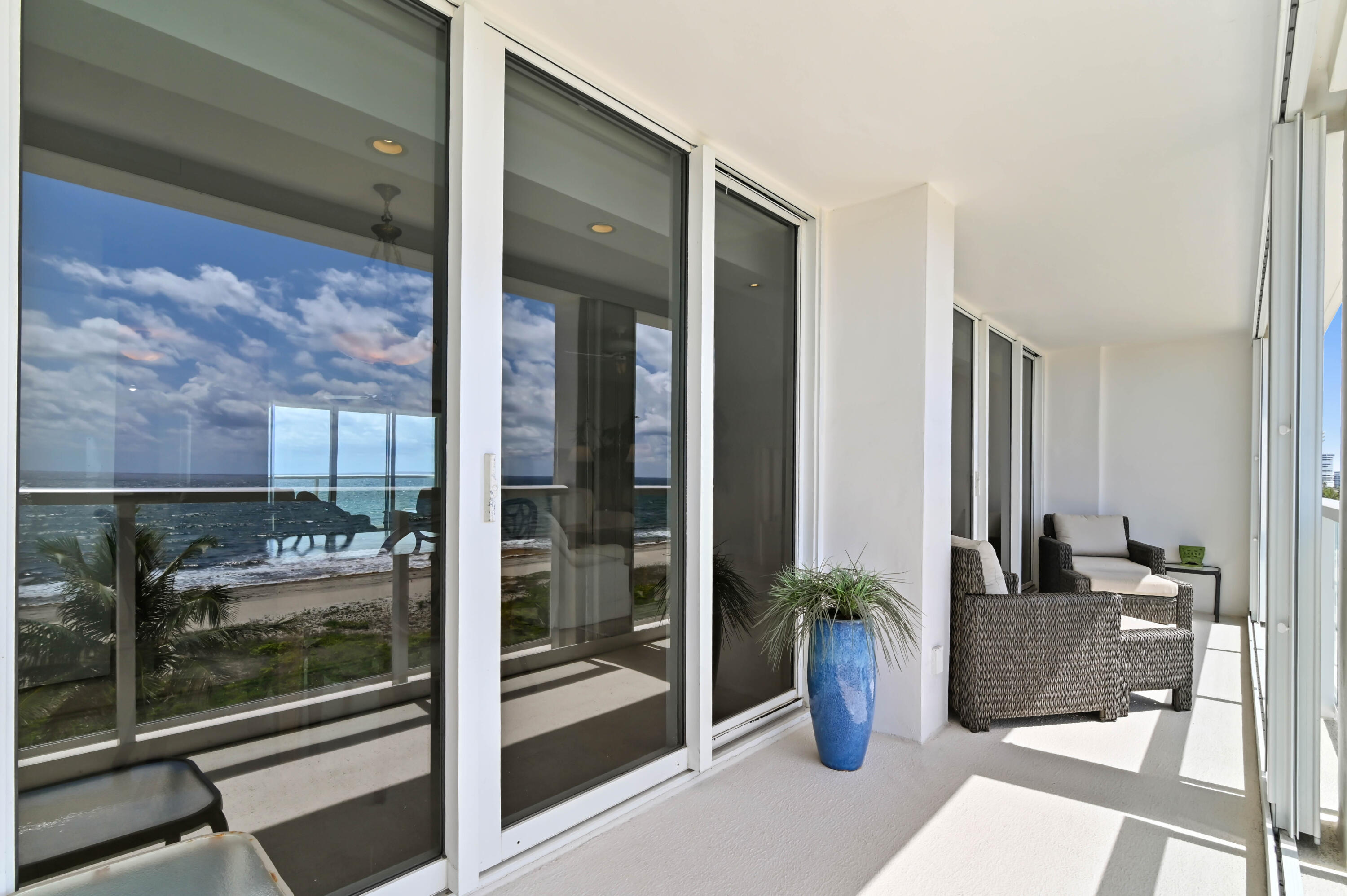 2800 South Ocean Boulevard, Unit 5J Boca Raton, FL 33432 - Photo 10 of 56 a glass door with glass of door
