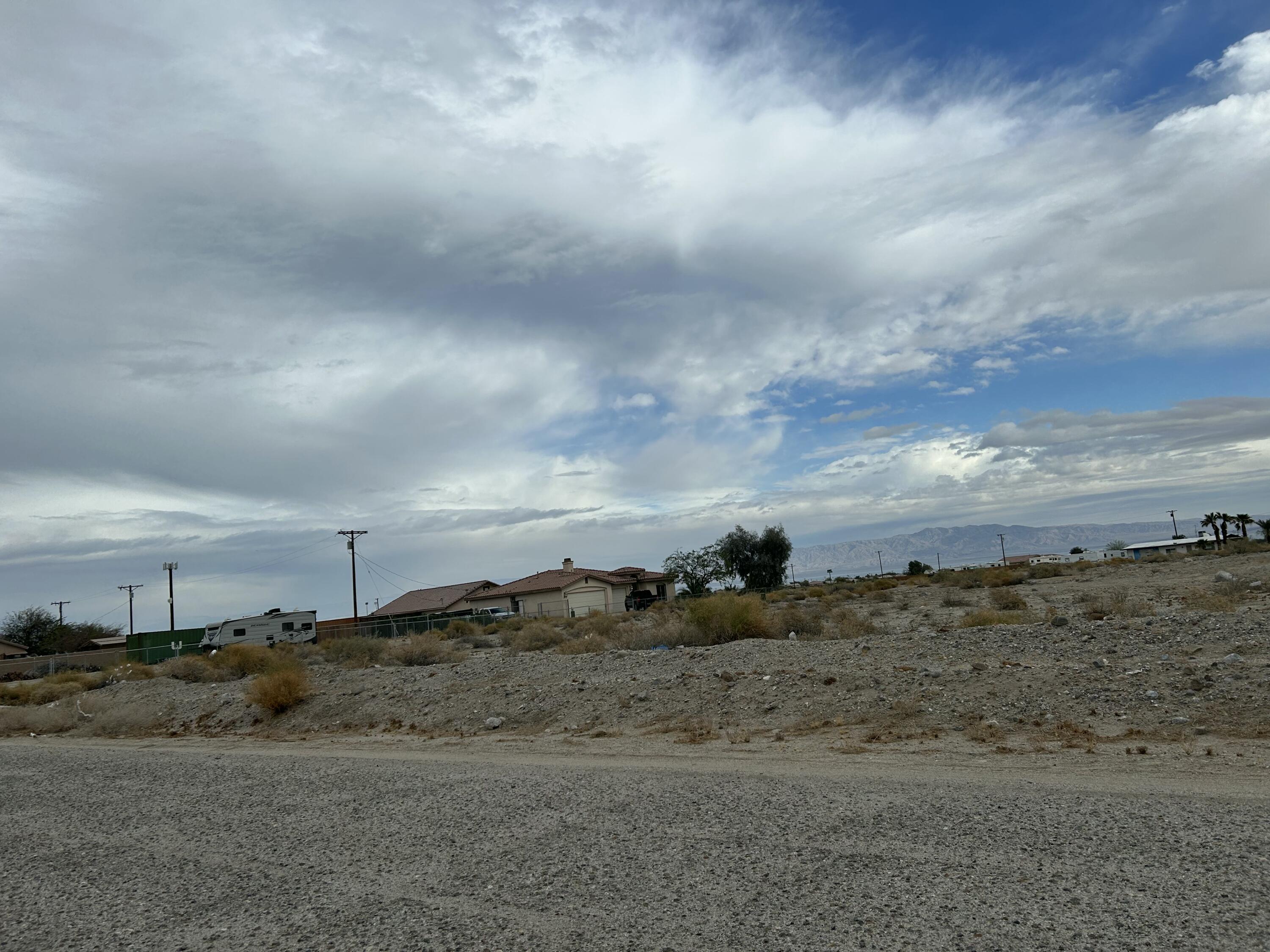 2662 Morro Avenue Thermal, CA 92274 - Photo 5 of 5 a view of a dry yard