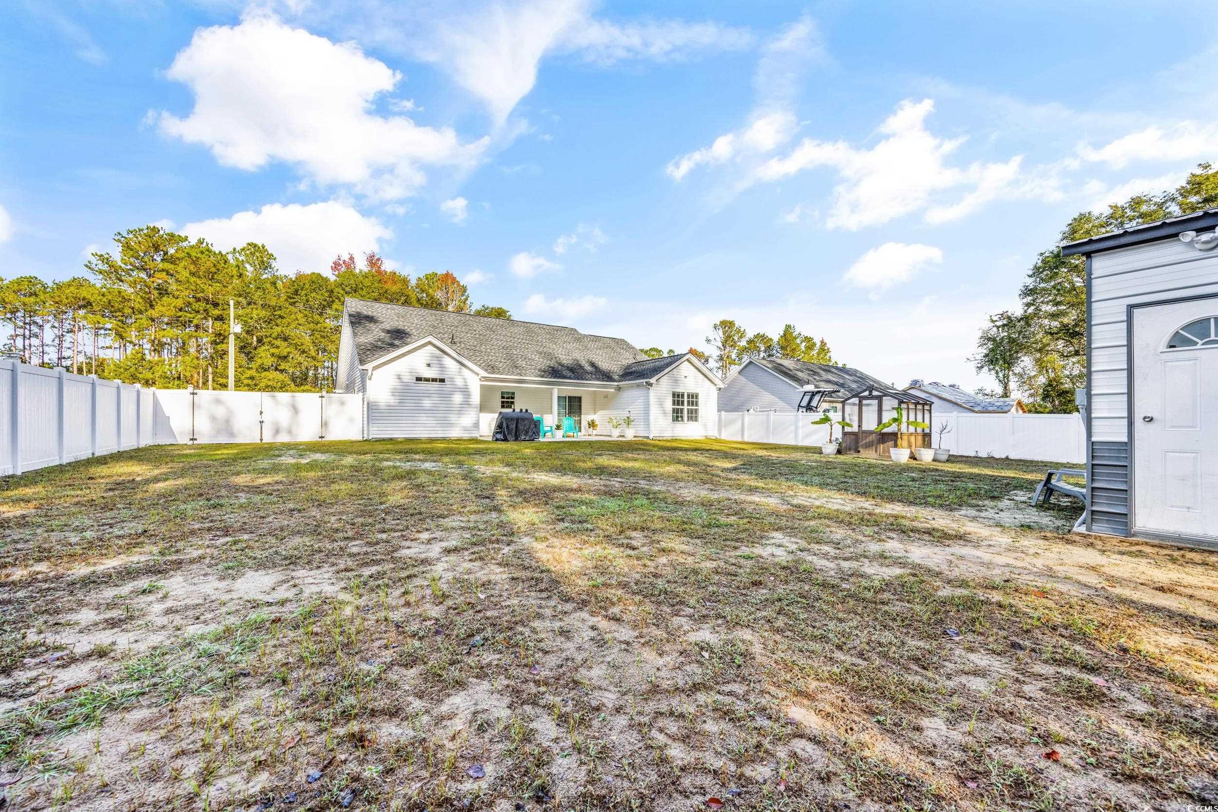3390 Dusty Road Loris, SC 29569 - Photo 26 of 33 View of yard