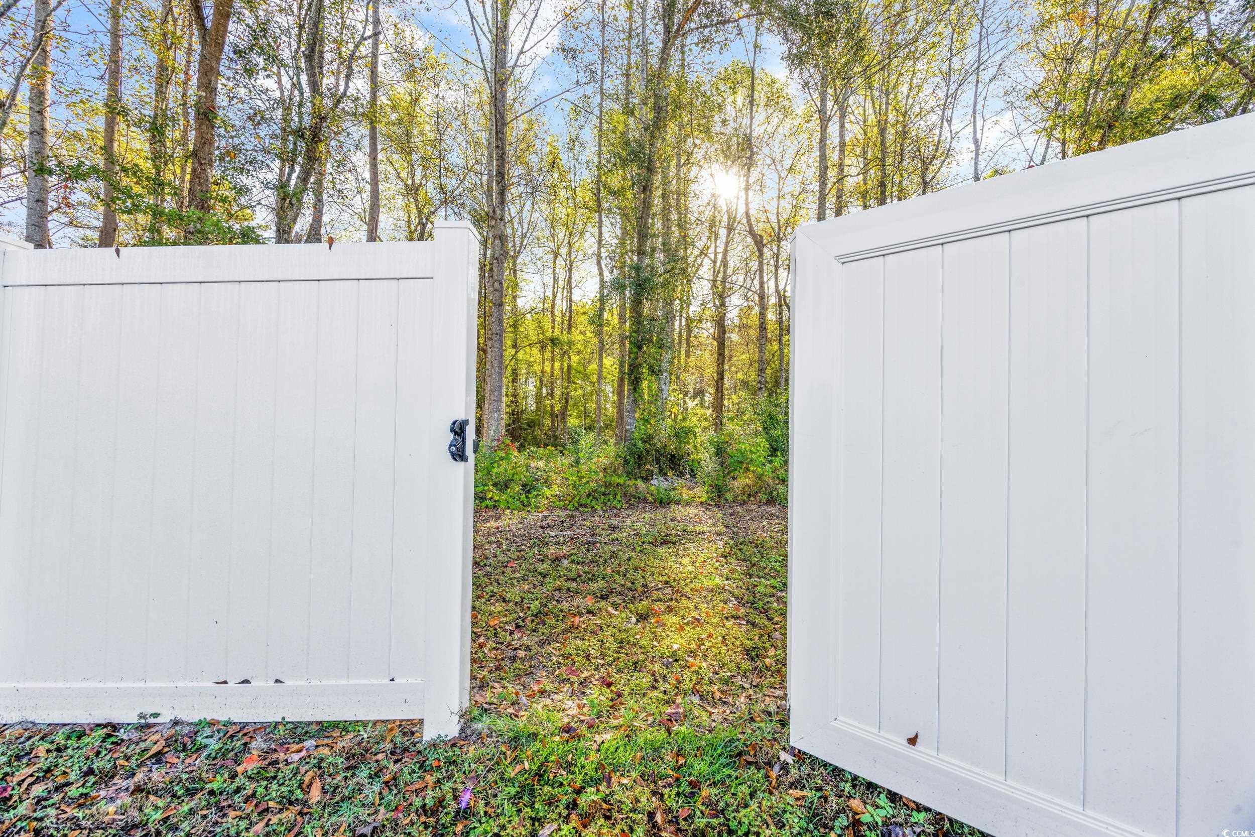 3390 Dusty Road Loris, SC 29569 - Photo 29 of 33 View of gate