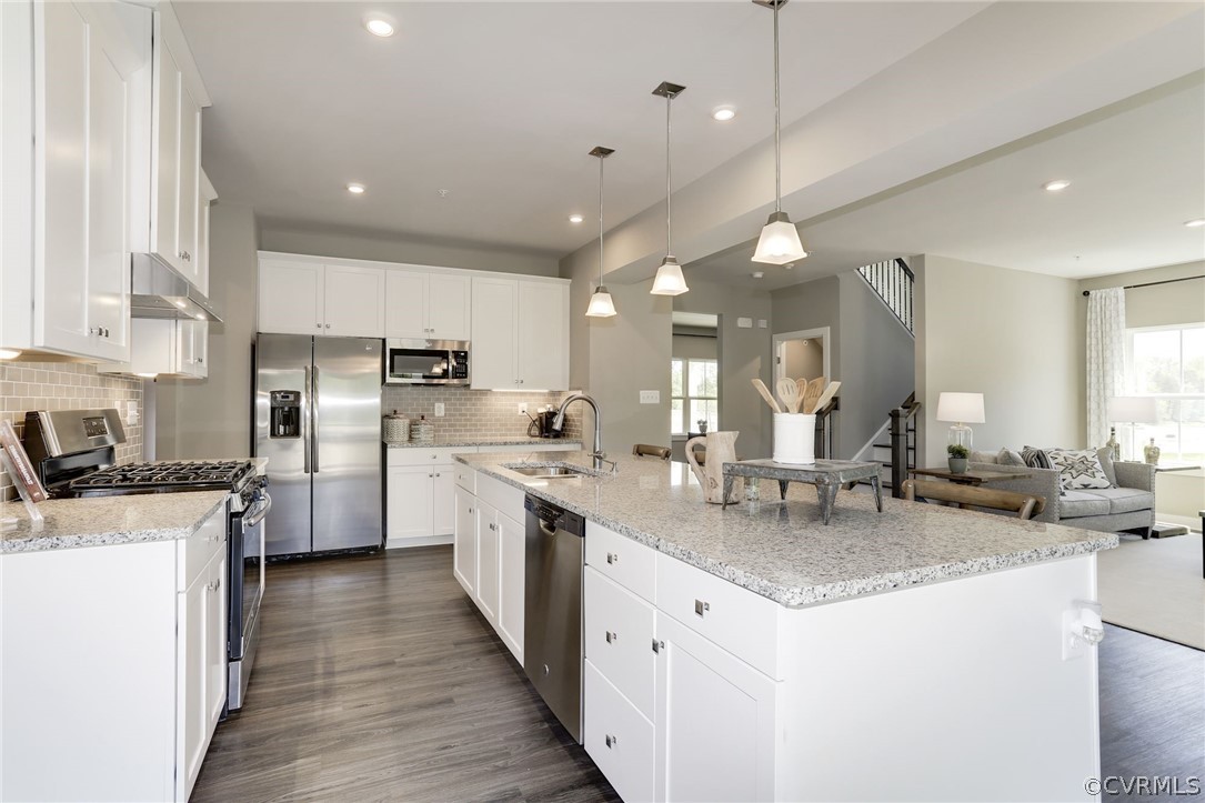 8407 Cobblecreek Road Midlothian, VA 23112 - Photo 5 of 20 Gallery Image 5