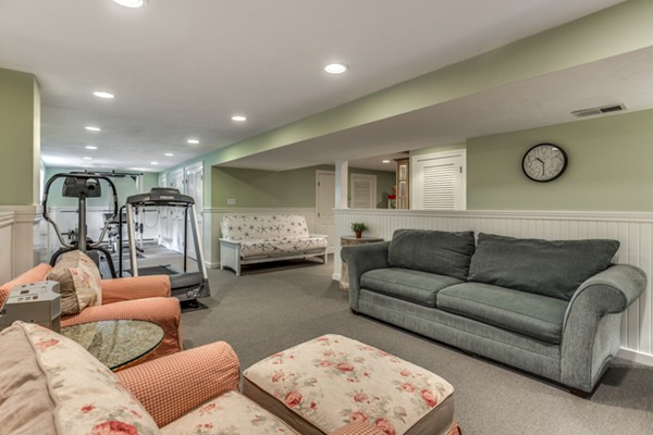 94 Oxbow Road Needham, MA 02492 - Photo 25 of 30 Gallery Image 25