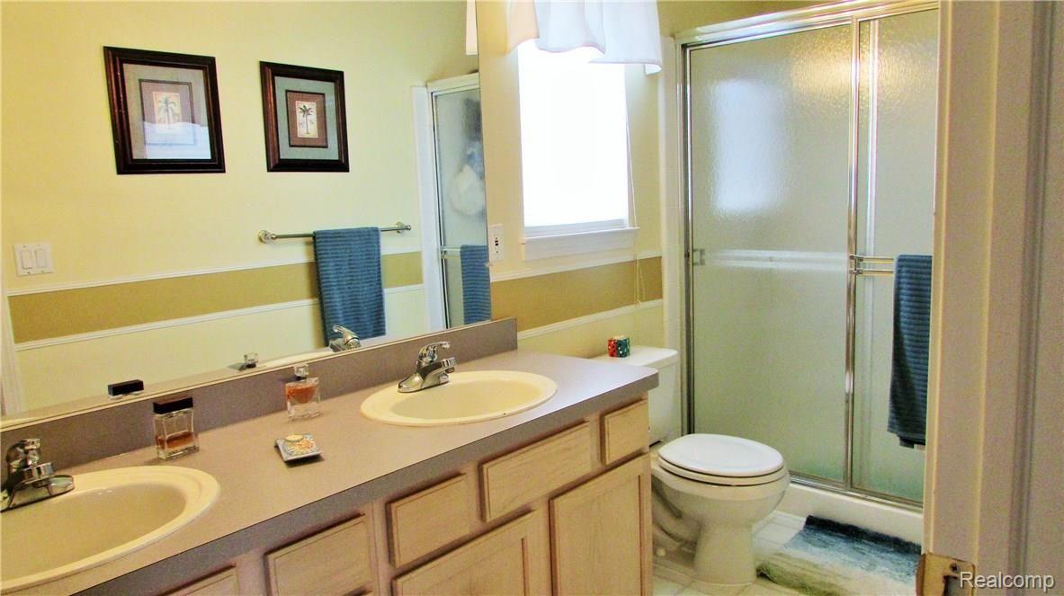 3671 Normandy Court Rochester, MI 48306 - Photo 12 of 22 IMG_4802 (2) - Copy.JPG