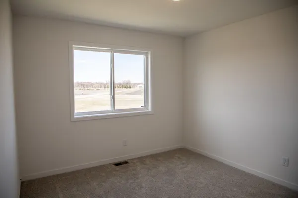 $601,757 | 7341 101st Avenue South, Horace, ND 58047