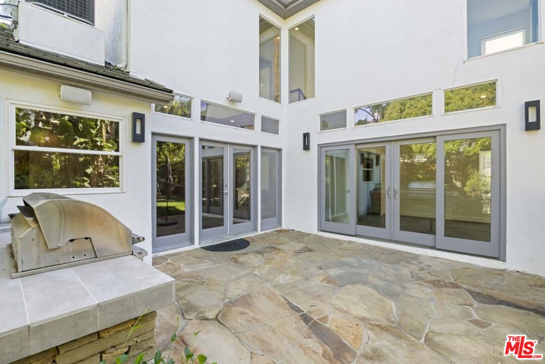 10453 Holman Avenue Los Angeles, CA 90024 - Photo 60 of 67 a view of a building with a large window