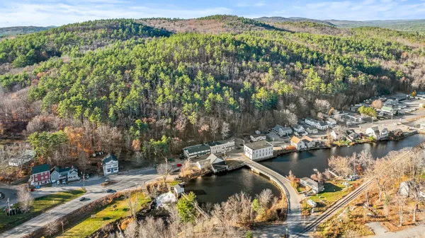 $449,900 | 545 White Mountain Highway, Milton, NH 03851