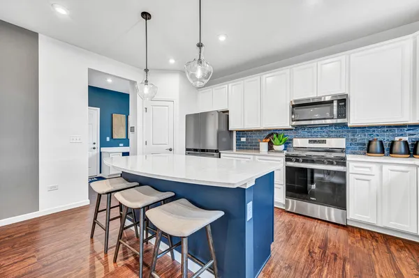 $568,430 | 238 Teerling Circle, Aurora, IL 60503