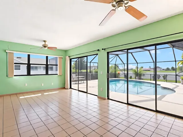 $575,000 | 7431 Hazelwood Circle, Lake Worth, FL 33467