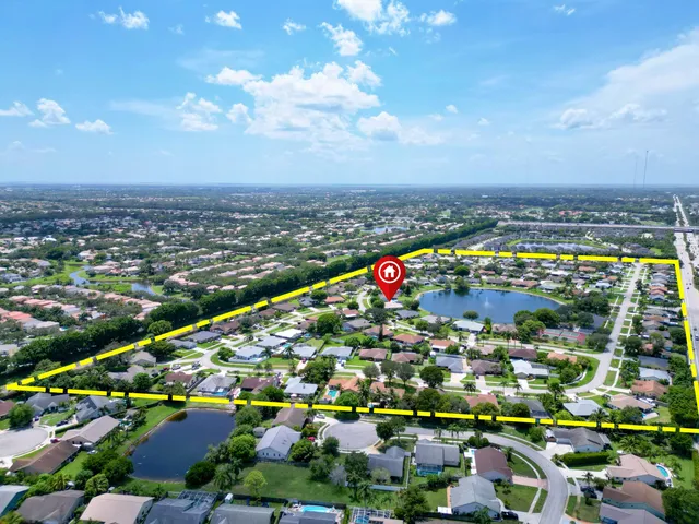$575,000 | 7431 Hazelwood Circle, Lake Worth, FL 33467