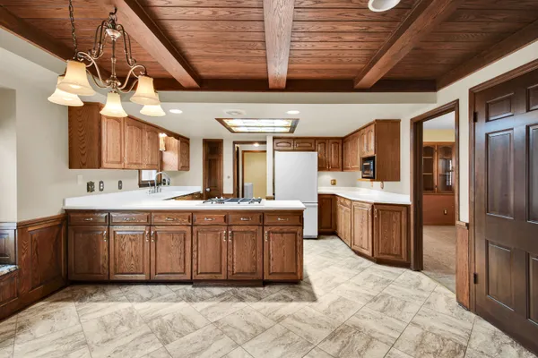 $629,900 | 2550 Harmony Circle, Brookfield, WI 53045