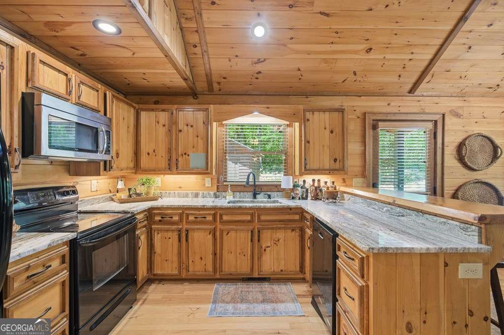 259 The Woods Road, Unit 33 Mineral Bluff, GA 30559 - Photo 16 of 54