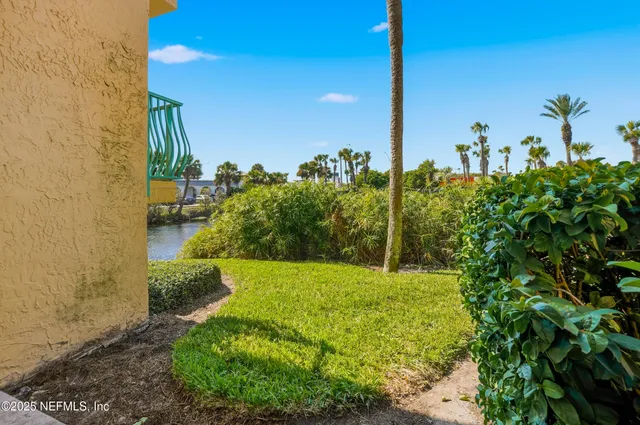 $299,000 | 204 Laguna Villa Boulevard, Unit A11, Jacksonville Beach, FL 32250