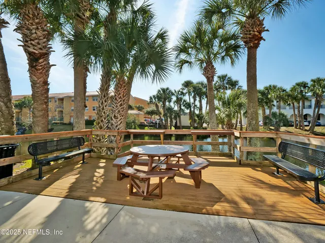 $299,000 | 204 Laguna Villa Boulevard, Unit A11, Jacksonville Beach, FL 32250