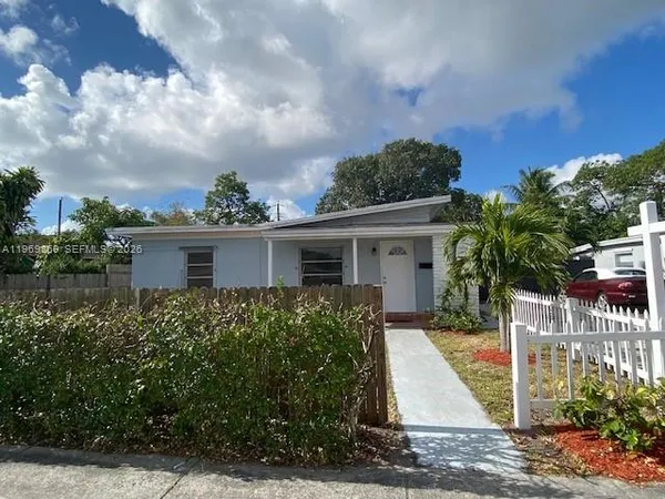 $590,000 | 540 Opa-Locka Boulevard, North Miami, FL 33168