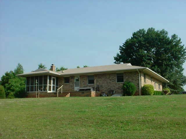 113 Glenn Cove Road Starr, SC 29684 - Photo 1 of 1