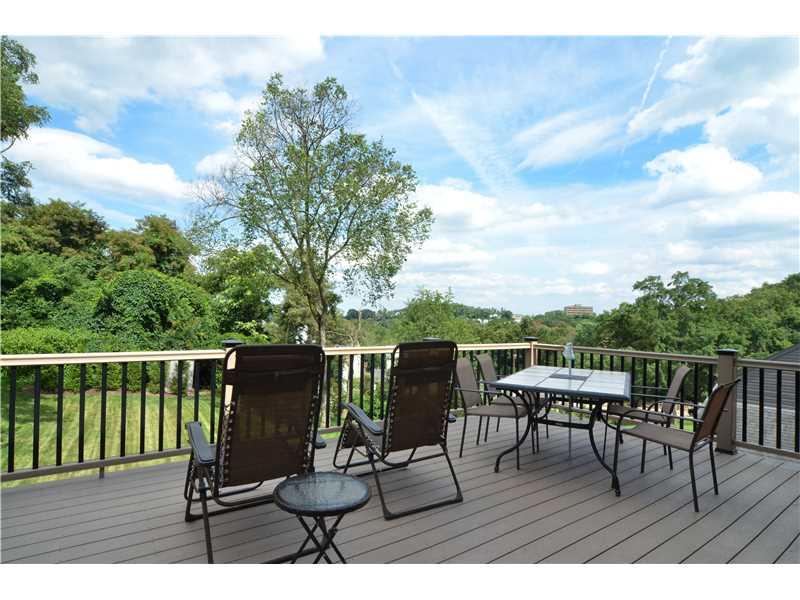 1849 Elmdale Road Pittsburgh, PA 15220 - Photo 22 of 25 Patio/Deck.