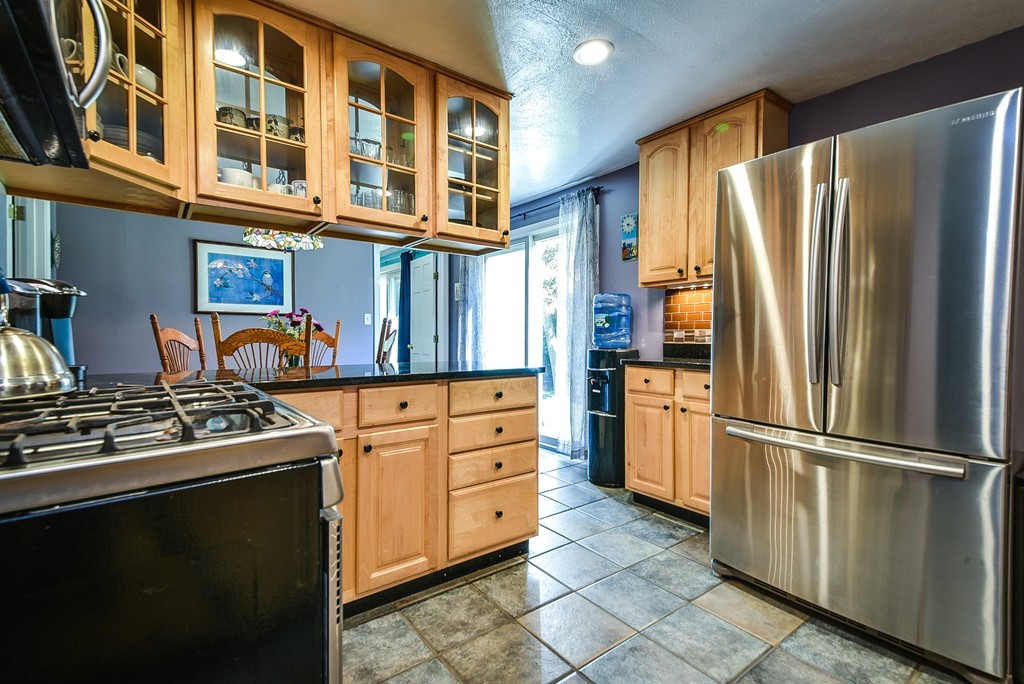 18 Pumpkin Pine Road Natick, MA 01702 - Photo 4 of 22 Gallery Image 4