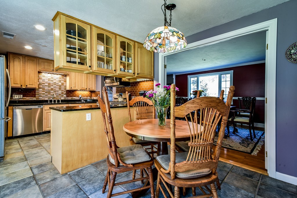 18 Pumpkin Pine Road Natick, MA 01702 - Photo 5 of 22 Gallery Image 5