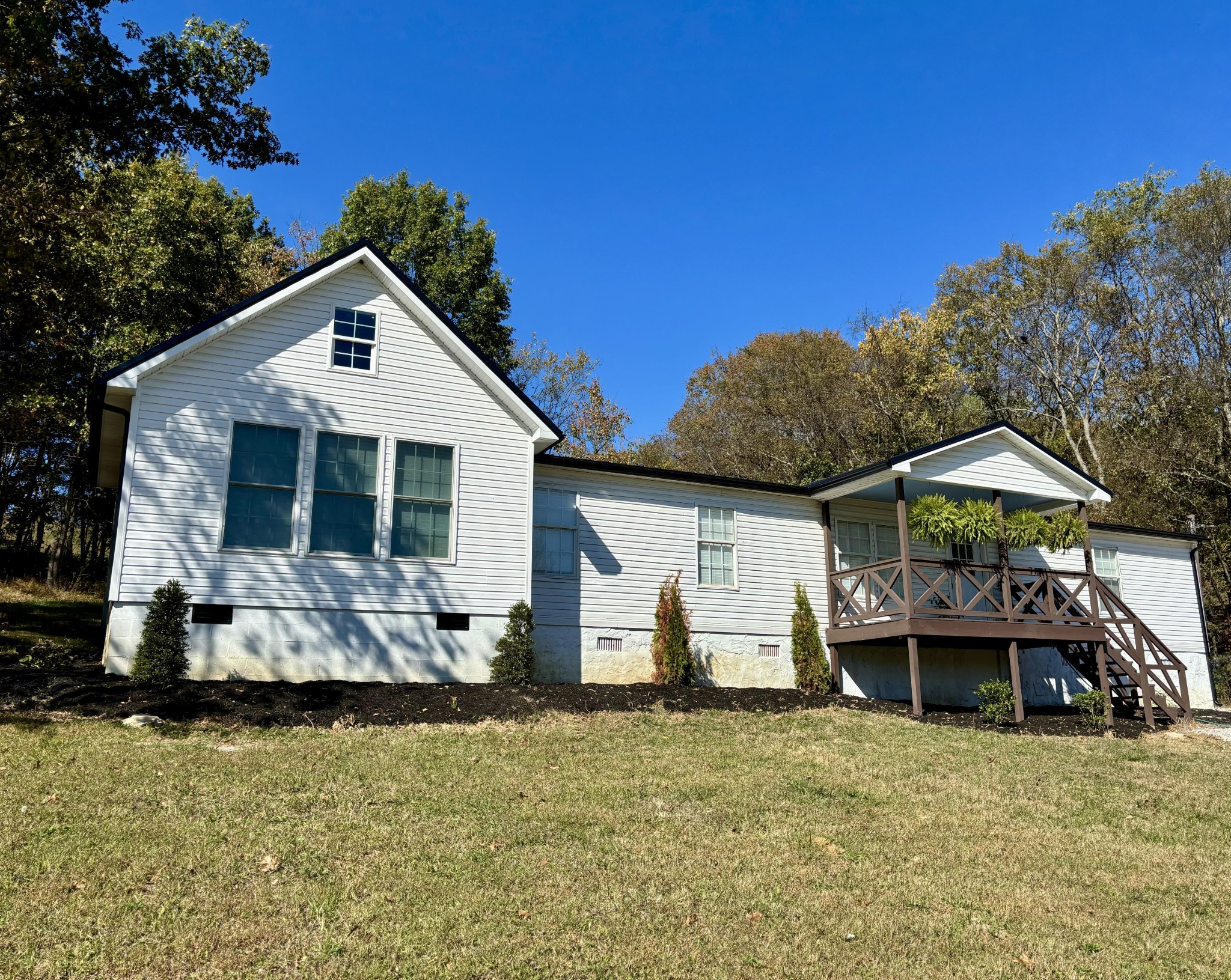 285 Lawrence Branch Road Beechgrove, TN 37018 - Photo 2 of 55