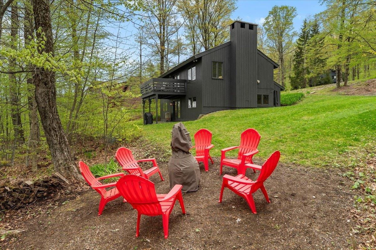 6 Roundtree Road Winhall, VT 05340 - Photo 1 of 28