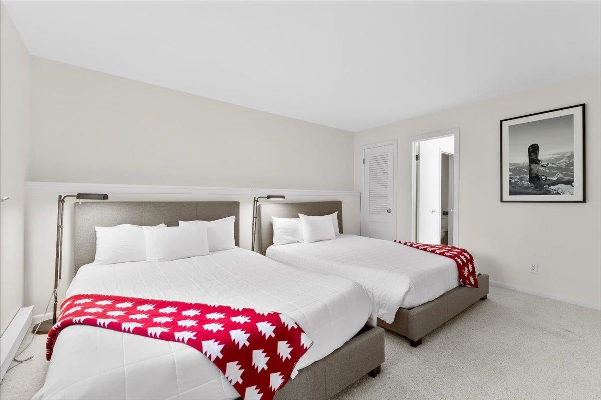 6 Roundtree Road Winhall, VT 05340 - Photo 16 of 28