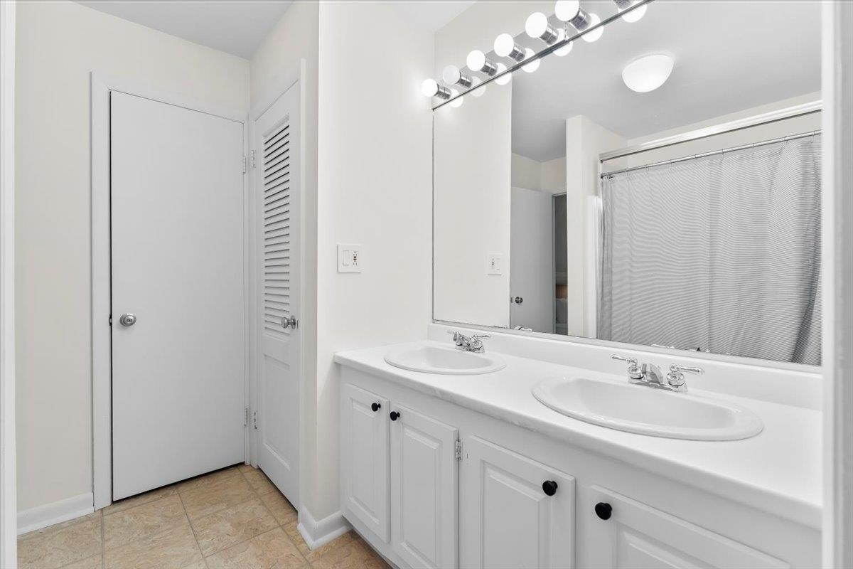 6 Roundtree Road Winhall, VT 05340 - Photo 20 of 28