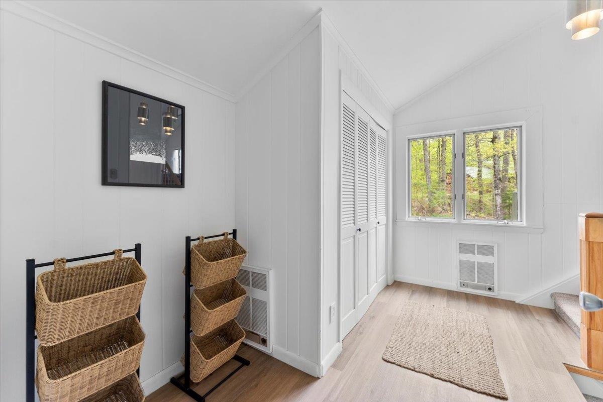 6 Roundtree Road Winhall, VT 05340 - Photo 22 of 28