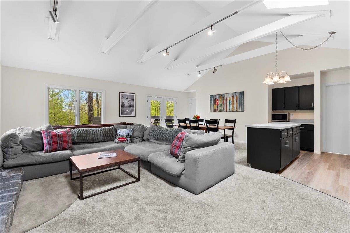 6 Roundtree Road Winhall, VT 05340 - Photo 7 of 28