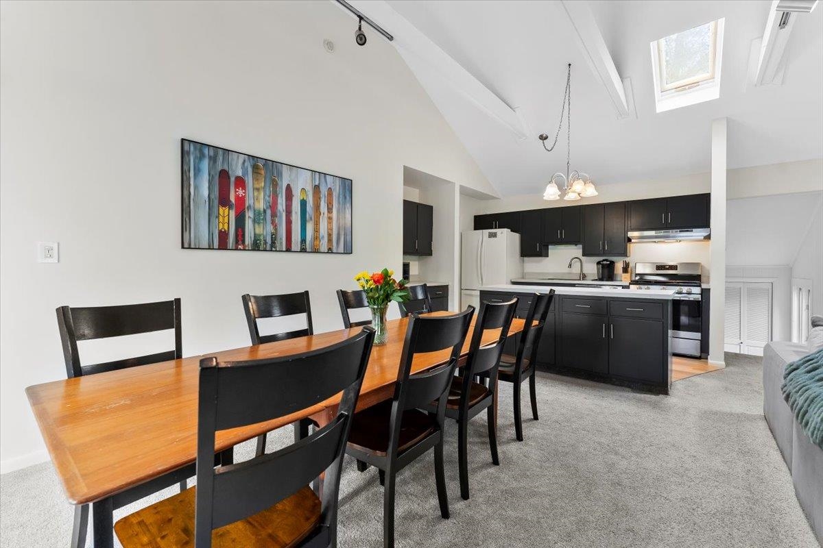 6 Roundtree Road Winhall, VT 05340 - Photo 8 of 28