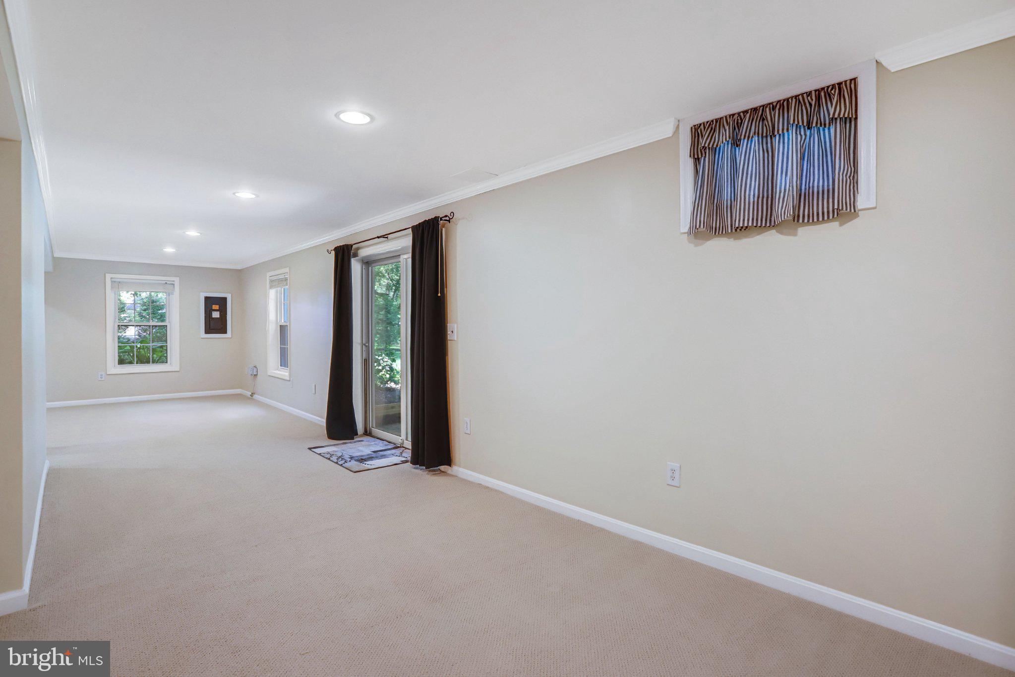 229 Windridge Acres Court Silver Spring, MD 20905 - Photo 69 of 86 Gallery Image 69