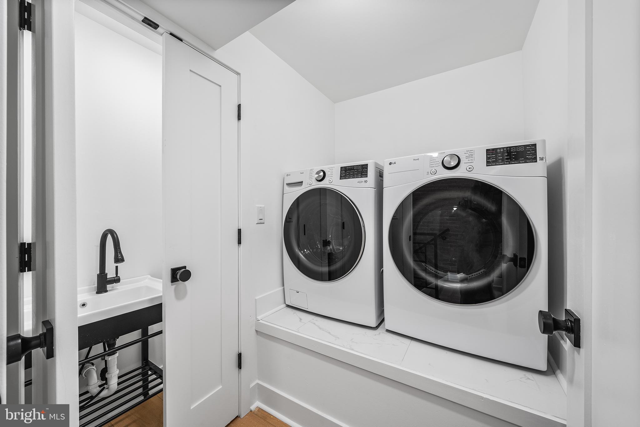 714 Earp Street Philadelphia, PA 19147 - Photo 16 of 30 2nd Floor - Laundry