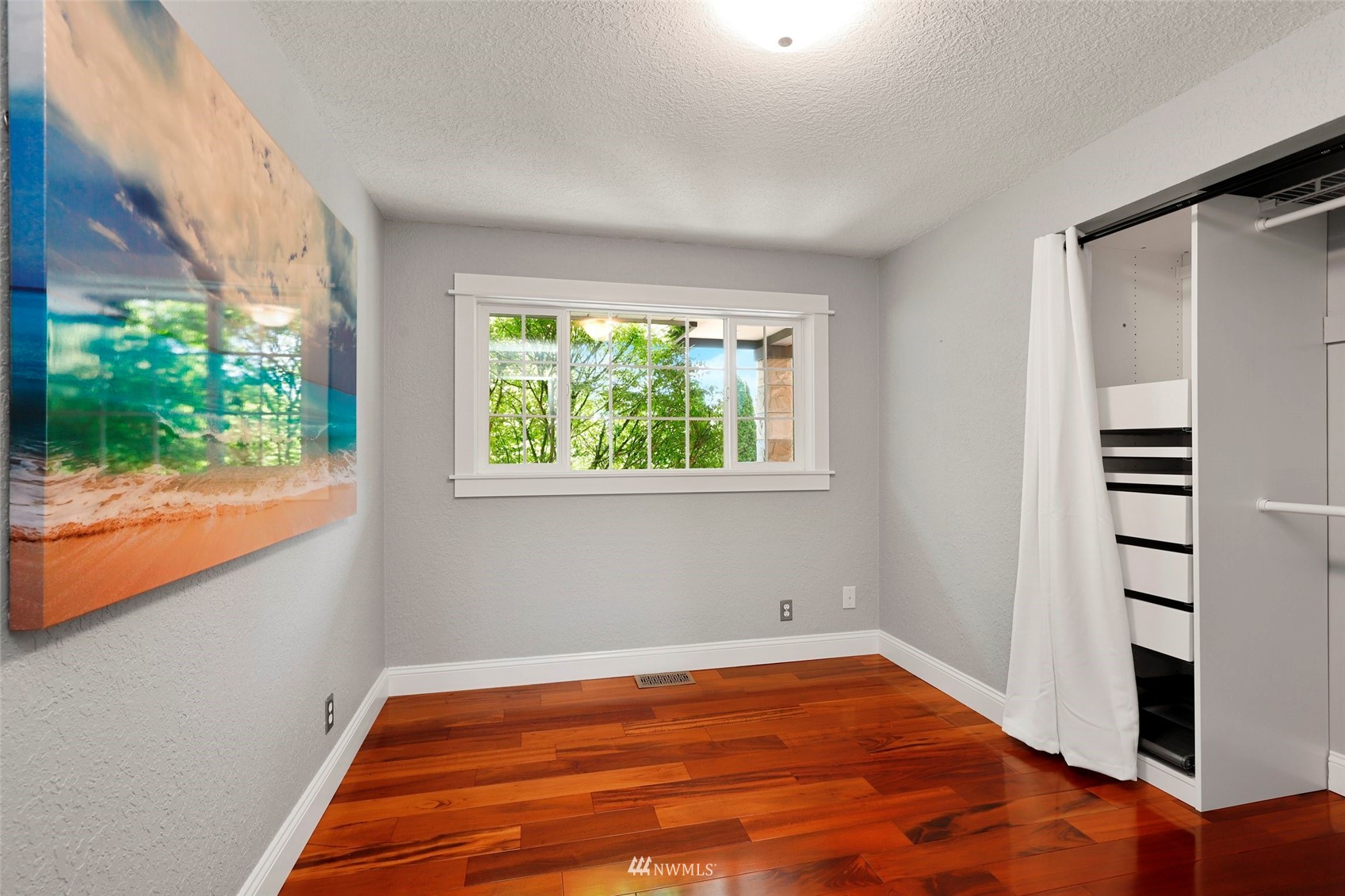 1932 Northeast 20th Street Renton, WA 98056 - Photo 12 of 40 Gallery Image 12