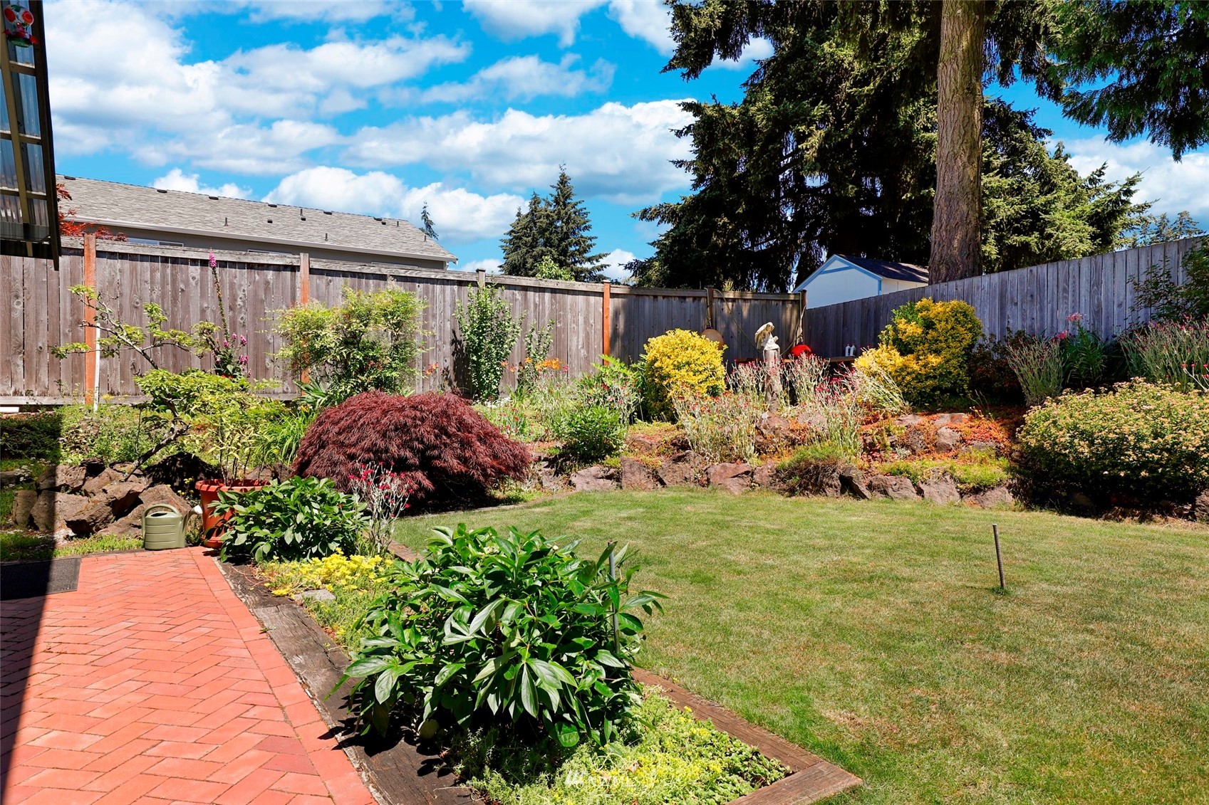 1932 Northeast 20th Street Renton, WA 98056 - Photo 33 of 40 Gallery Image 33