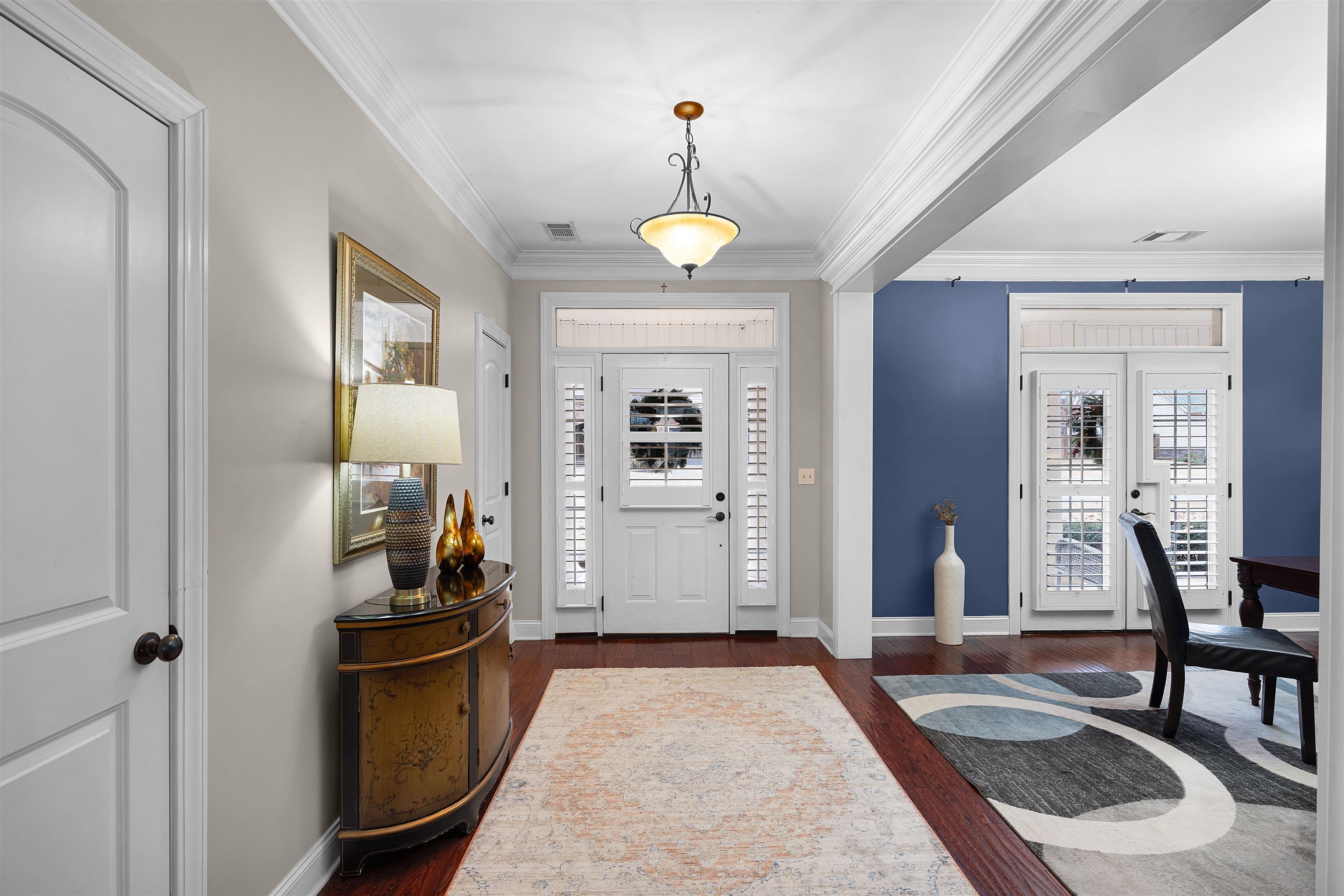 3285 Shadowood Lane Corinth, MS 38834 - Photo 31 of 31 a view of a hallway with furniture and toys