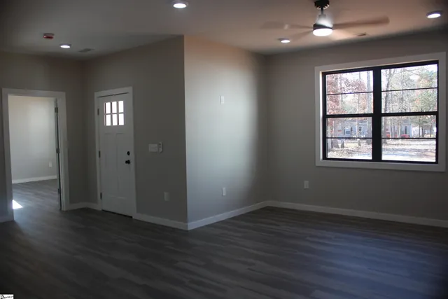 $279,500 | 147 Highland Hills Drive, Campobello, SC 29322