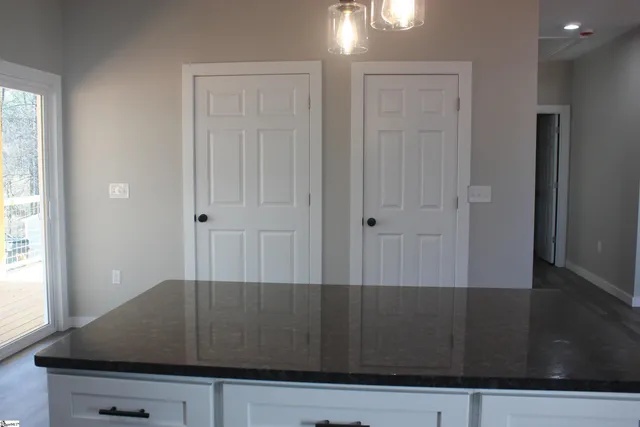 $279,500 | 147 Highland Hills Drive, Campobello, SC 29322