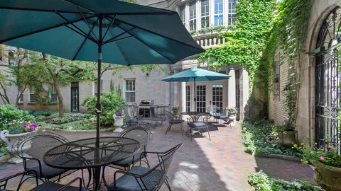 $315,000 | 70 East Scott Street, Unit 908, Chicago, IL 60610