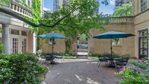 $315,000 | 70 East Scott Street, Unit 908, Chicago, IL 60610