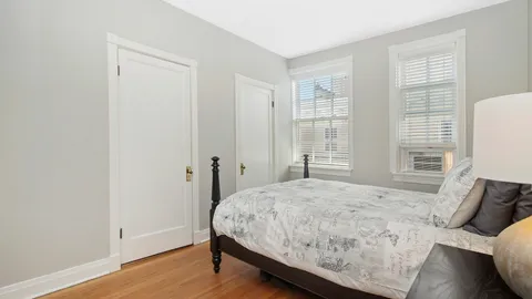$315,000 | 70 East Scott Street, Unit 908, Chicago, IL 60610