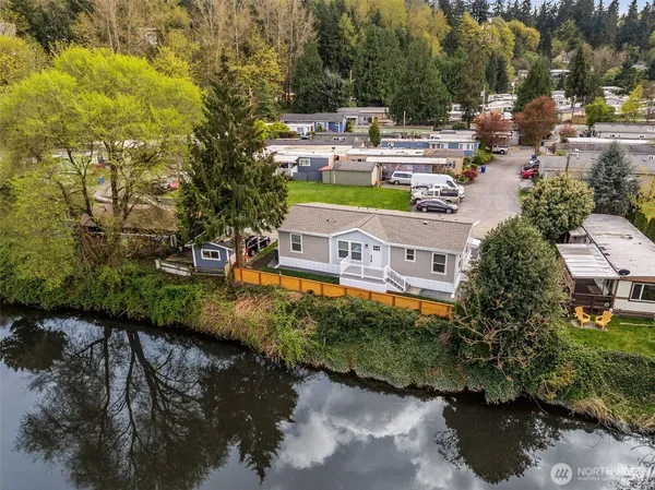 $299,900 | 11510 East Riverside Drive, Unit 27, Bothell, WA 98011